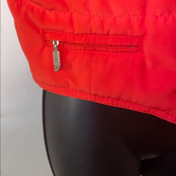 Vest - Picture 2 of 4